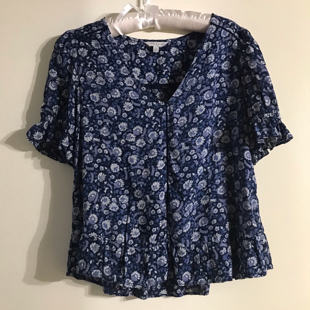 Lucky Brand Ruffle Top - Picture 2 of 5